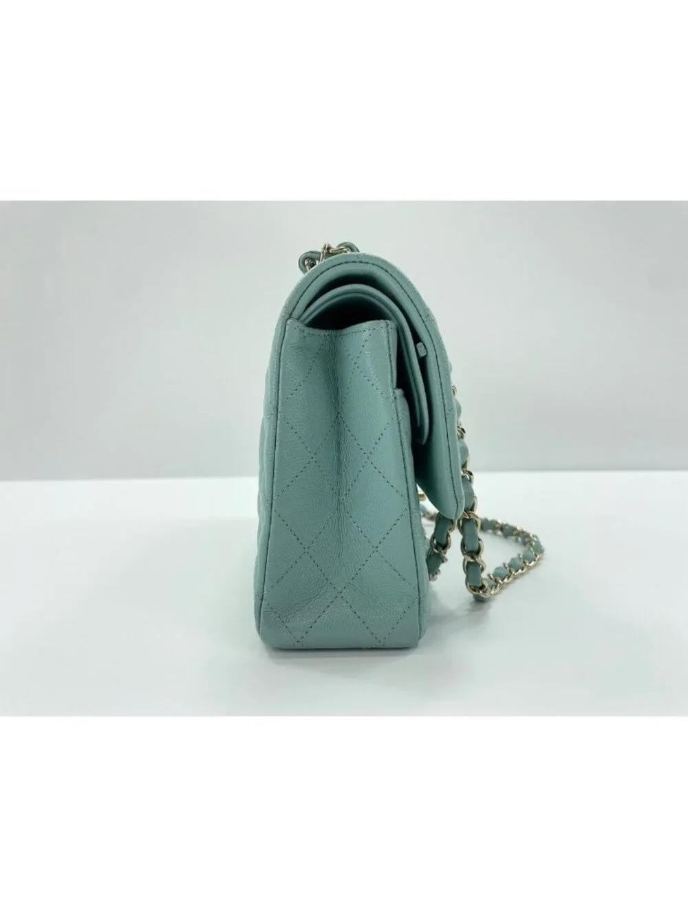 Chanel Shoulder Bag Quilted 25